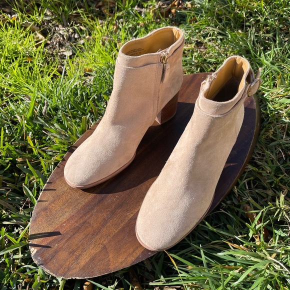 Tory Burch nude Suede Leather boots booties Size 8.5 - Picture 6 of 16